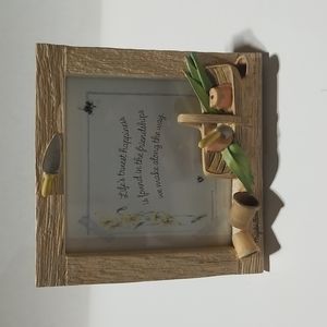 Marjolein Bastin  Sign: Life's Truest Happiness is Friendships we Make